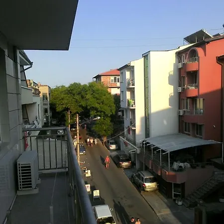 Alexandrov Apartman *