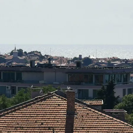 アパート Alexandrov ネセバル